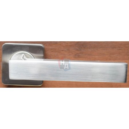 Дверная ручка Armadillo Corsica SQ003-21 SN-3 матовый никель