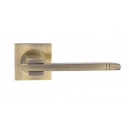 Дверная ручка на розетке SIBA Kristal R03 бронза античная (80 80)