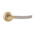 Дверная ручка на розетке SIBA Verona R02 никель матовый, золото темное (22 90)