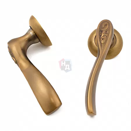 Дверная ручка Comit Marica CM 130 кофе