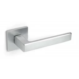Дверная ручка Tupai 3095Q 5S-96 хром матовый
