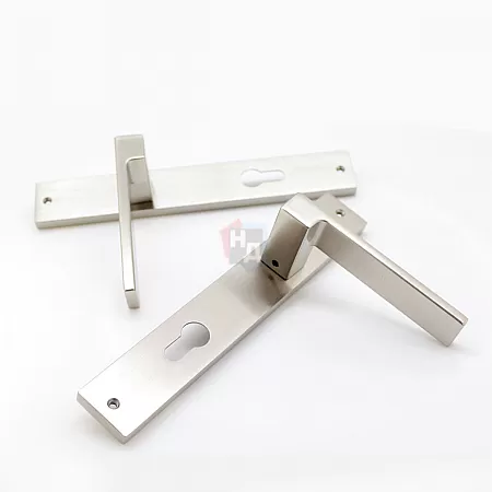 Ручка на планке Convex 1535 PZ 85мм никель матовый