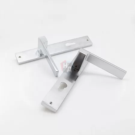 Ручка на планке Convex 1535 PZ 85мм хром матовый