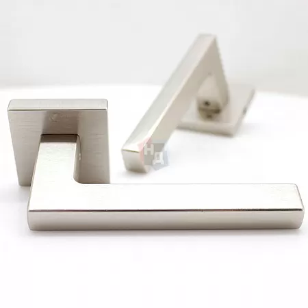 Дверная ручка Convex 865 никель матовый