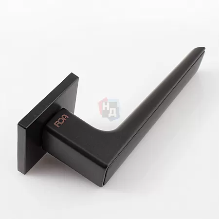 Дверная ручка RDA Line черный