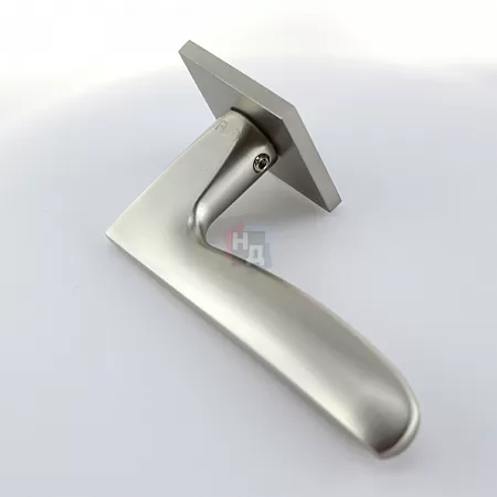 Дверная ручка RDA LINK никель матовый