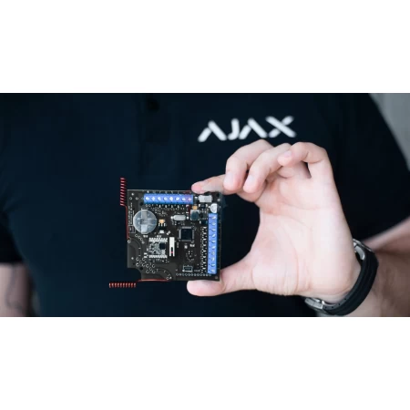 Модуль интеграции ocBridge Plus датчиков Ajax в проводные и гибридные системы безопасности