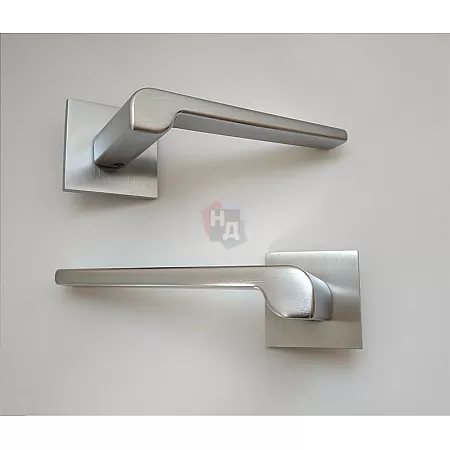 Дверная ручка Aprile Magnolia Q 5S 96 хром матовый