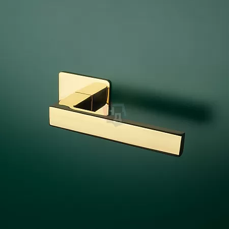 Дверная ручка Sterk 1760 Q полированная латунь PVD (на розете ultra slim 3 мм)