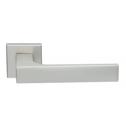 Дверная ручка Ilavio 2256 хром матовый