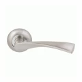 Дверная ручка Comit Vela CM 170 R59 хром/матовый никель