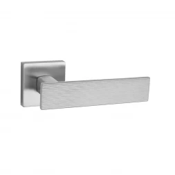 Дверная ручка Tupai LINA 4 3042 Q-96 хром матовый