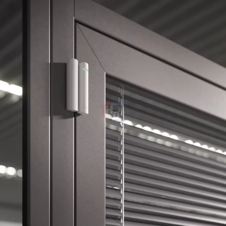 Проводной датчик открывания, удара и наклона Ajax DoorProtect Plus Fibra белый